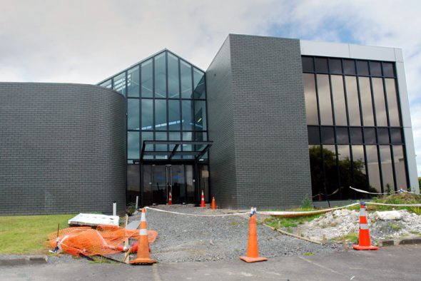 20150223_News_MinisterReopeningHERAhouse_HERA hera-house-refurbishment