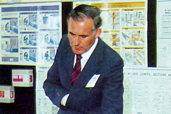 20150902_News_PassingFormerDirectorGavinFletcher_HERA gavin-fletcher