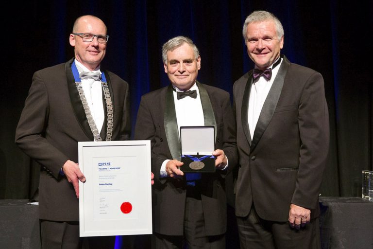 20160429_News_IPENZFellowsAchieversStrongHERALinks_HERA william-pickering-recipient