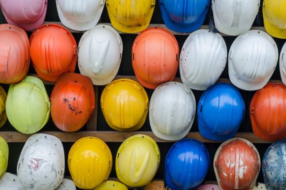 20160502_Notice_HaveYourSayDrivingIndustryPolicyBuildingProductConformance_HERA construction-helmet