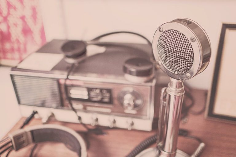 20160822_ThinkTank_RadioNZRaiseQuestionsStructuralBolts_STRUC radio