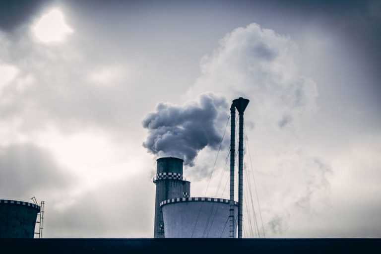 20161124_ThinkTank_GlobalSteelIndustryOutlook_HERA global-industry