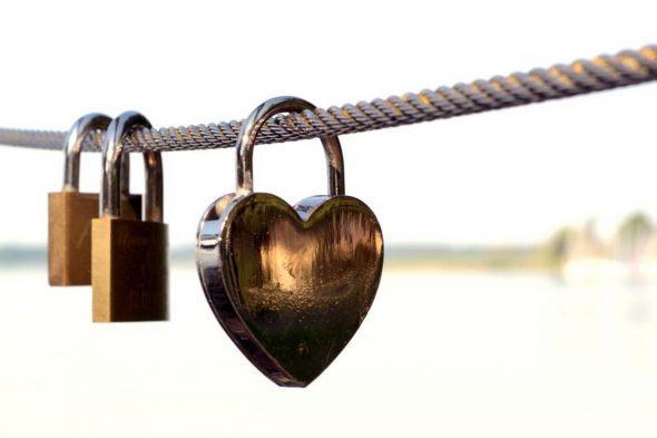 20170410_News_LoveIsInTheAirWithMergersAndAquisitions_1200x800 mergers-and-aquisitions