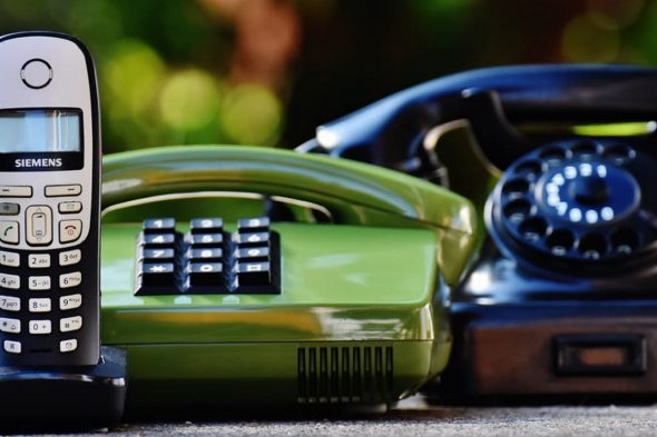 20170421_News_MovingForwardByLookingBack_1200x800 moving-forward-in-communications