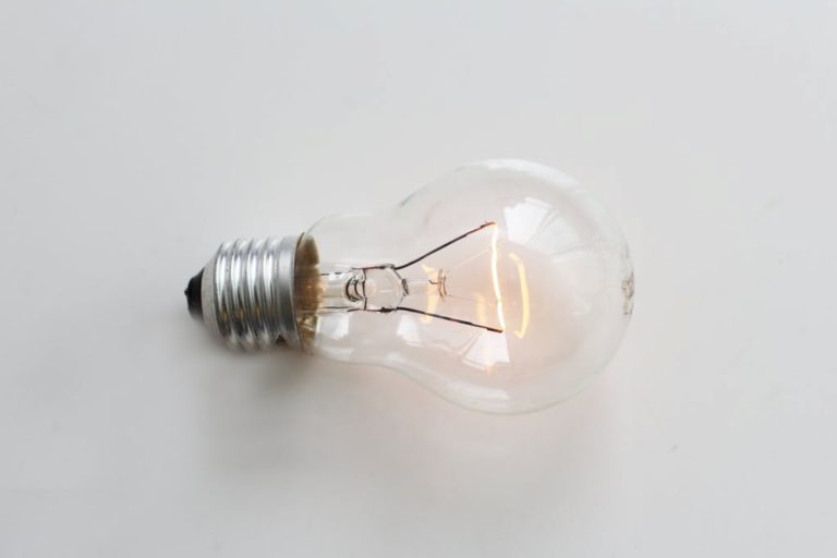 20170525_ThinkTank_GrowingTheFuture_INDEV lightbulb-innovation