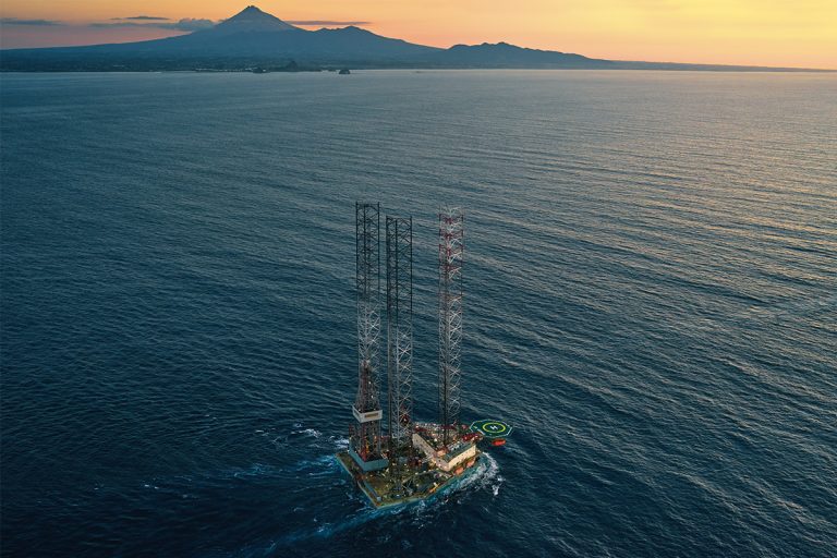 Deep sea discovery taranaki-oil-gas