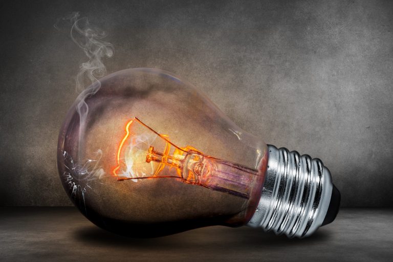 HR innovation sparking light-bulb